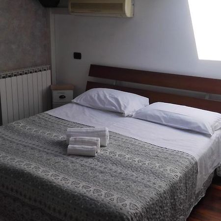 Acteaverona Buitenkant foto