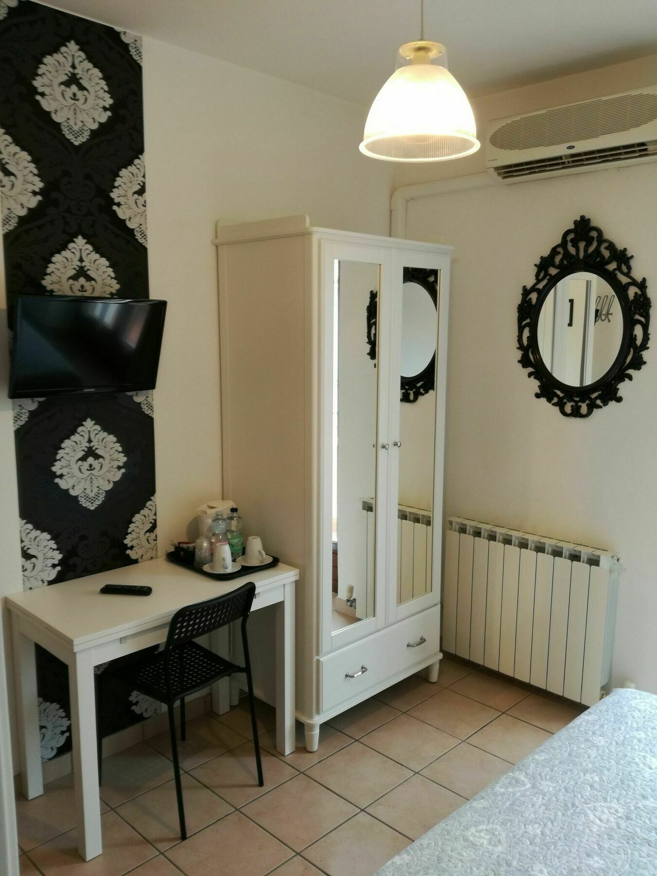 Acteaverona Buitenkant foto